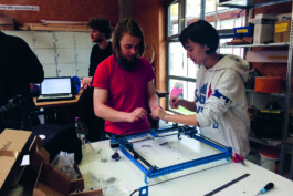 burg giebichenstein kunsthochschule halle  industrial design experimental design methods