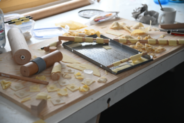 burg giebichenstein kunsthochschule halle  industrial design experimental design methods