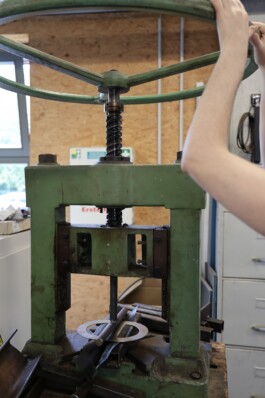 burg giebichenstein kunsthochschule halle industrial design experimental design methods