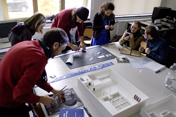 borderless; whitebox; ausstellung; burg giebichenstein; halle;