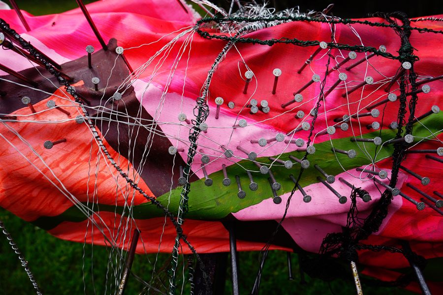 Ausstellung "Alter Karren Neu / Das Schwein am Spieß". Foto: Sarah Pschorn