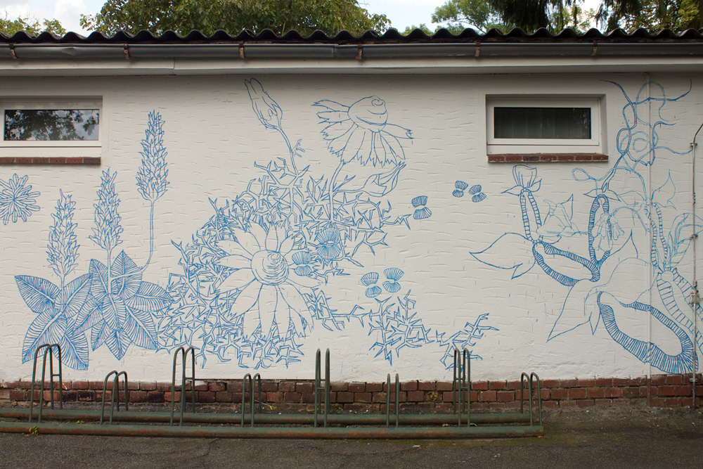 badeanstalt, 2014, 25 Meter Wandgestaltung mit Poolfarbe für die Badeanstalt der Stadt Kalbe an der Milde