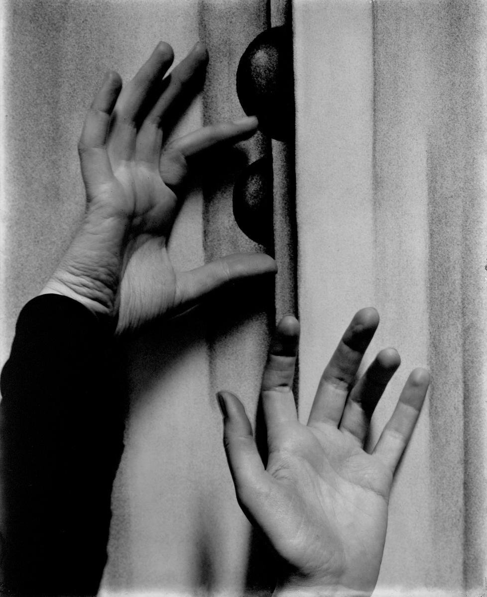 Alfred Stieglitz, Georgia O’Keeffe – Hands, 1919. Gelatin silver print, 9 7/16 x 7 1/2 inches. Georgia O’Keeffe Museum, The Georgia O’Keeffe Foundation. [2003.1.4]