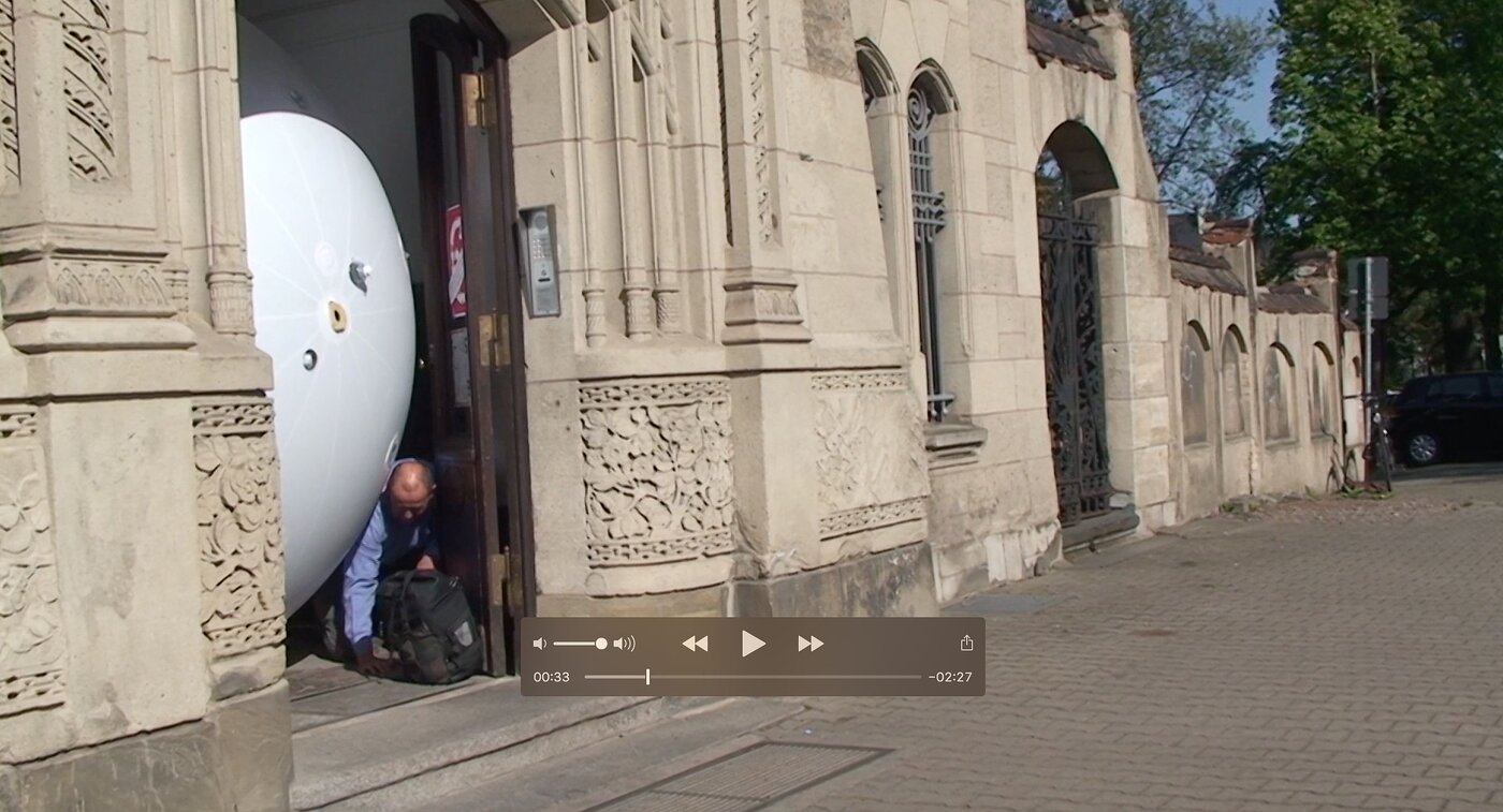1 Ballon, 3 Orte, viele Leute von Lea Berger, Marc Wejda