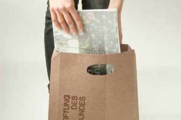 green bag – eine kompostierbare Tasche für die Kulturstiftung des Bundes, B.A. Christin Mannewitz