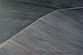 Kwanyoung Jung, „Hügel“, Acryl/Tusche auf Leinwand, 160 x 240 cm, 2008