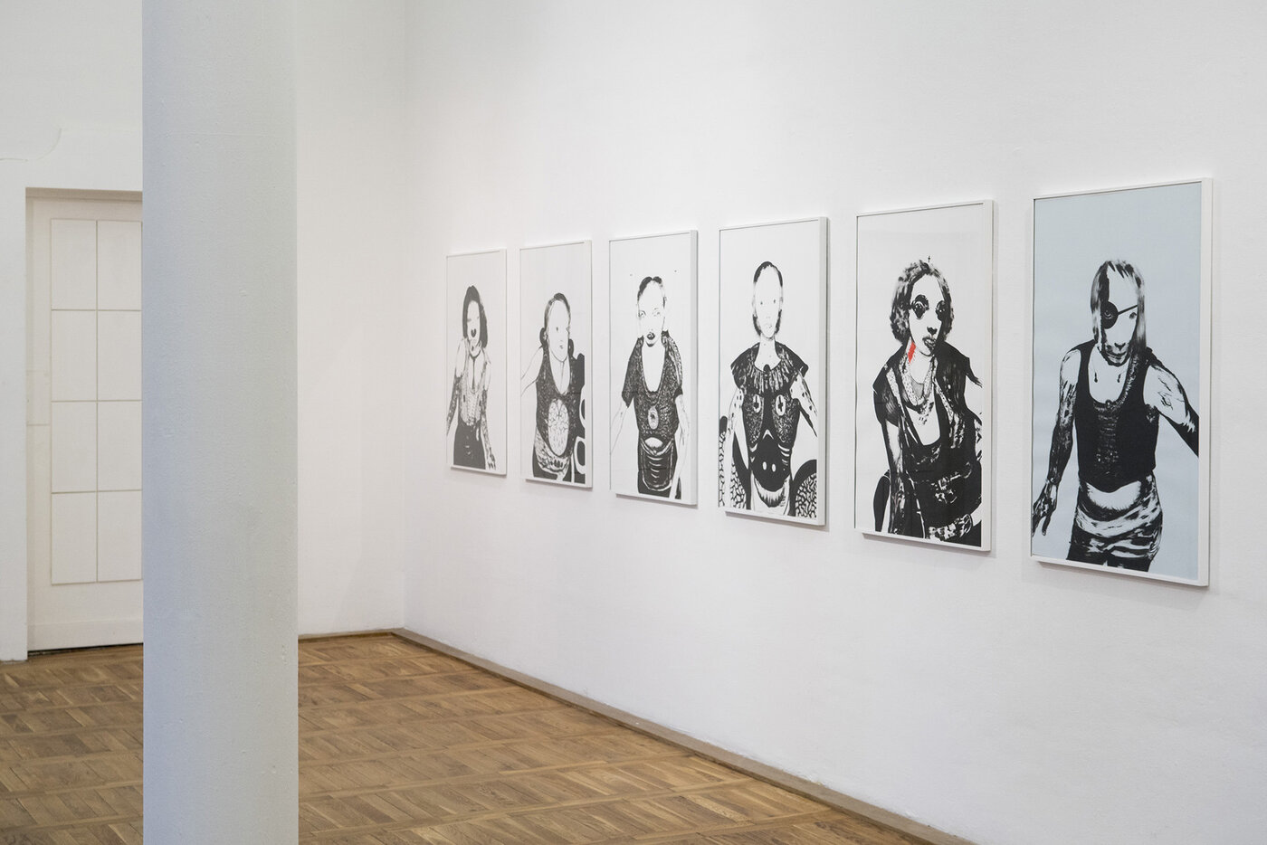 Ausstellungsansicht auf Arbeiten von Prof. Thomas Rug, Foto: Etienne Dietzel