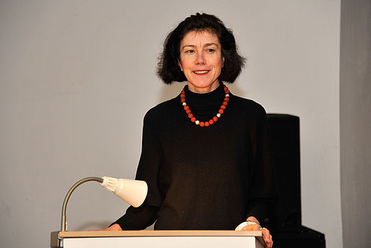 Zur Ausstellung spricht die Kunstwissenschaftlerin Prof. Dr. Viola Hildebrand-Schat. Foto: Udo W. Beier