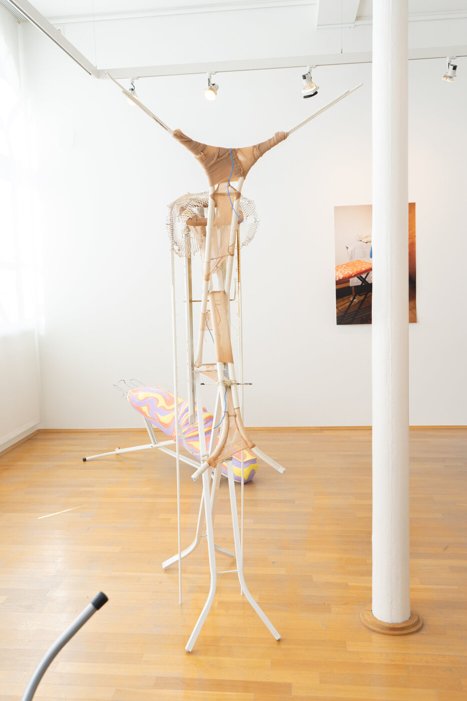 "IRONY" Ausstellung, April 2025, Foto: Linn Pusack