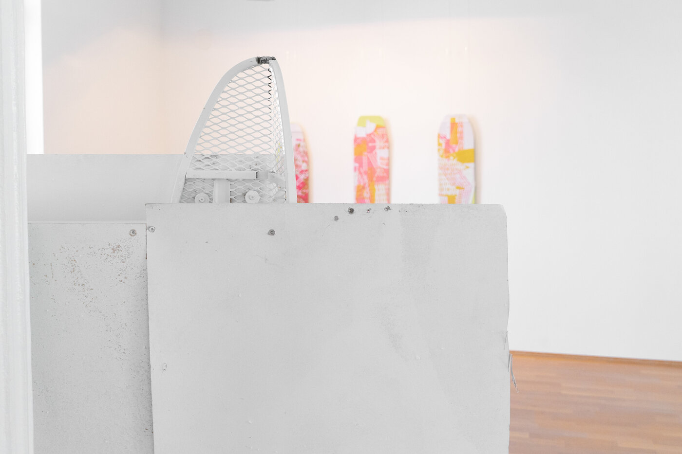 "IRONY" Ausstellung, April 2025, Foto: Linn Pusack