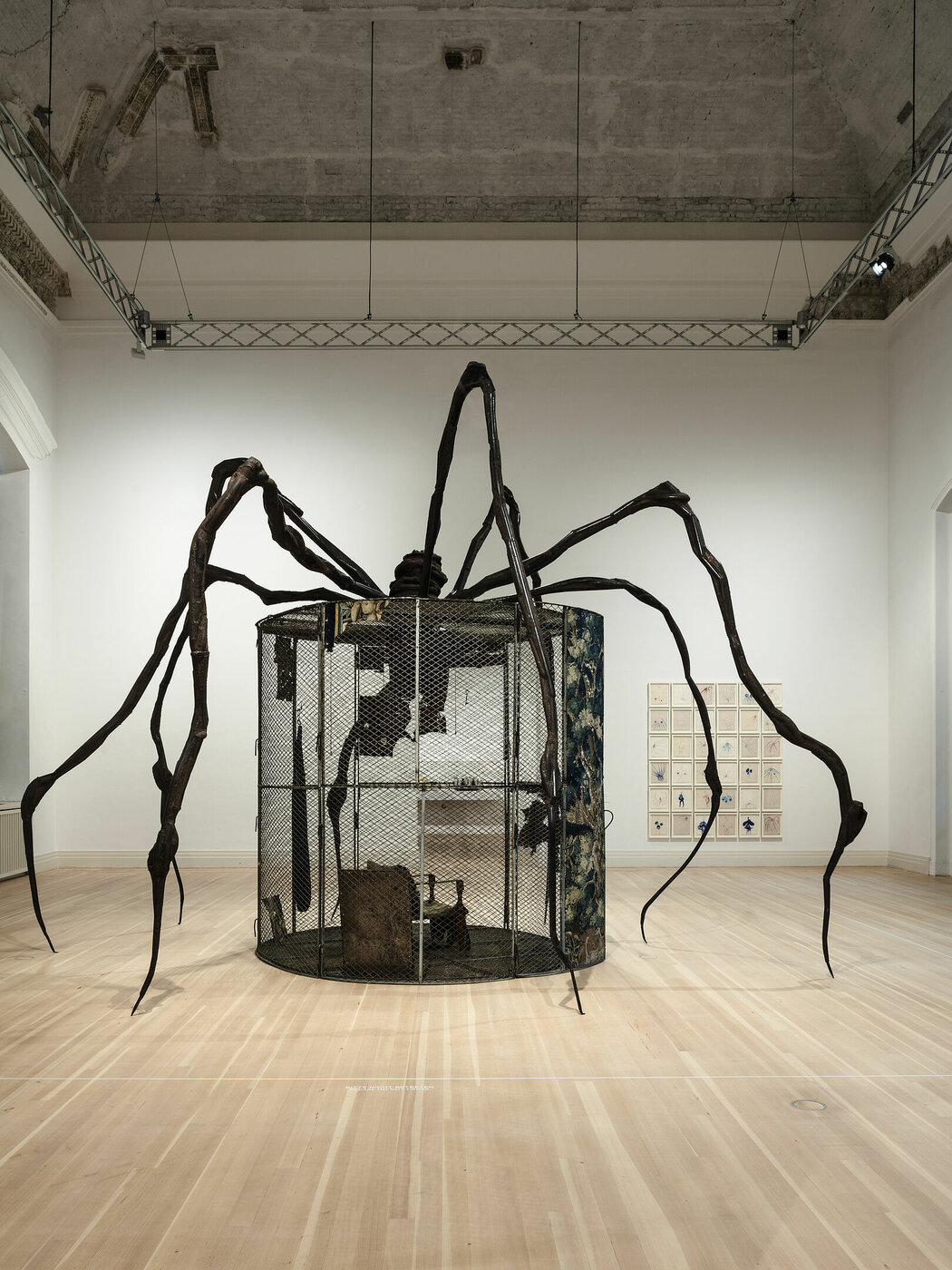 Louise Bourgeois: The Woven Child, Installationsansicht, Gropius Bau (2022)The Easton Foundation/VG Bild-Kunst, Bonn 2022, Foto: Luca Girardini