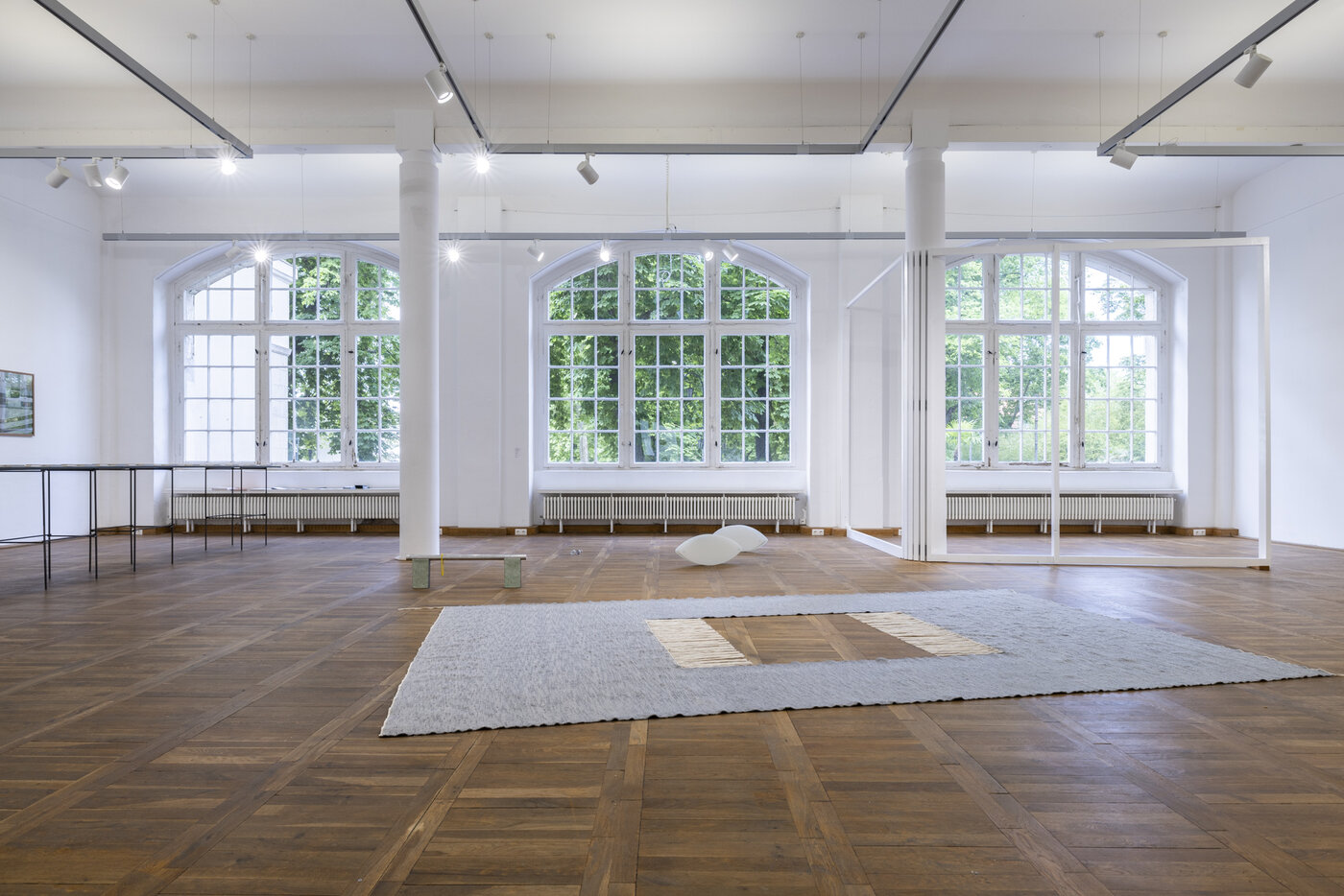Ausstellungsansicht, in relation to