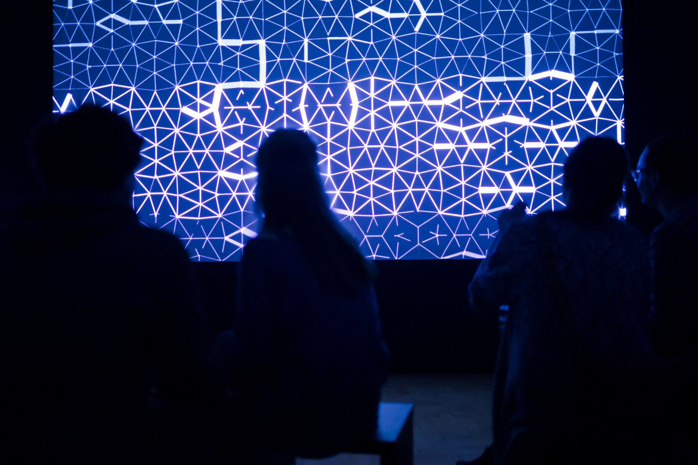 Impression aus der Ausstellung: „Kino digitales“, mit spannenden Trailern und Kurzfilmen aus dem Bereich Fiktion, Musikvideo, Visual Essay, Poetry u.a. Fotograf: Alexander Dalbert