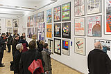 Blick in die Ausstellung „Die 100 besten Plakate der BURG“. Foto: Matthias Ritzmann