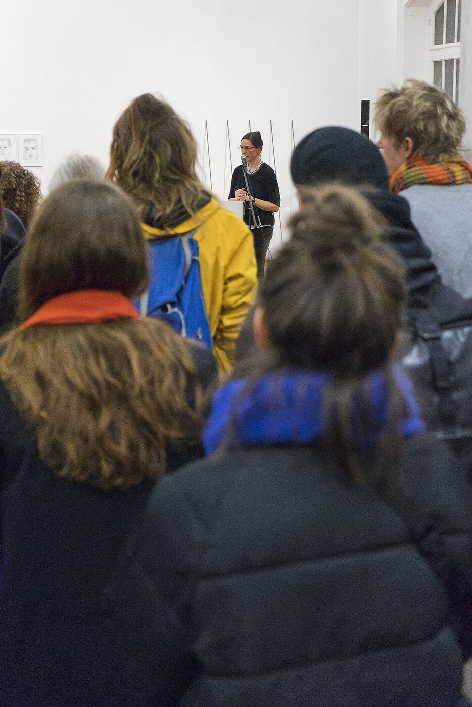 Eröffnungsrede mit Dr.Jule Reuter, Foto: Etienne Dietzel
