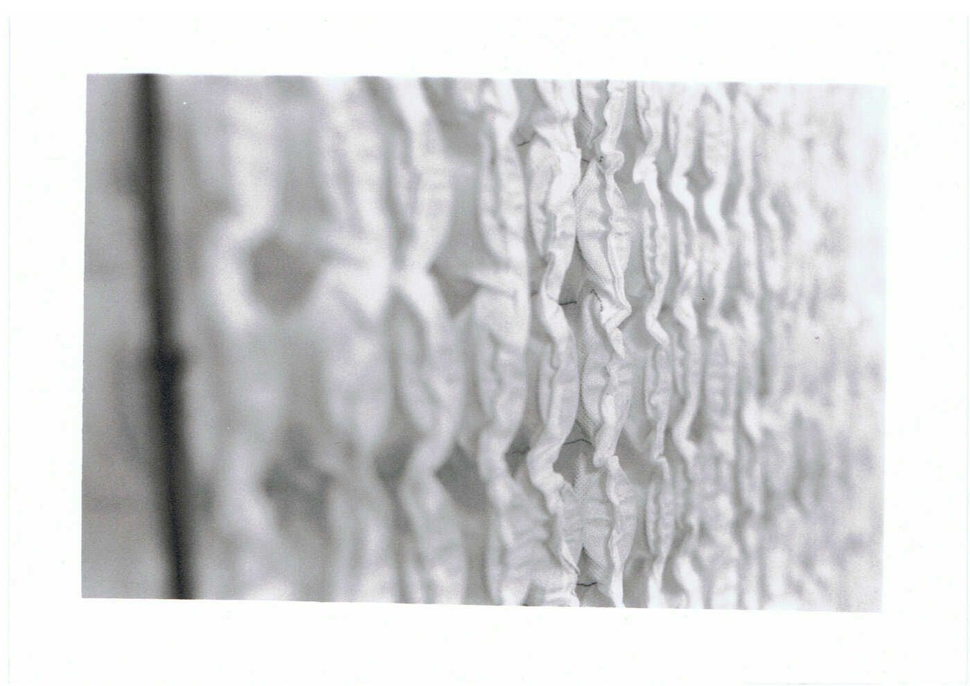 Nora Läkamp, "Ruhen lassen" Matratzenkern (140 x 200 cm) (Detail)