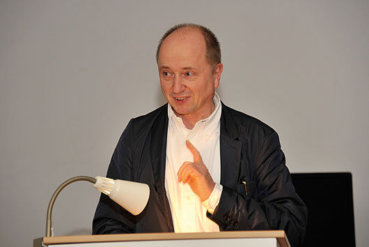 Zur Eröffnung der Ausstellung sprach Prof. Axel Müller-Schöll, Rektor der Burg Giebichenstein Kunsthochschule Halle, Foto: Udo W. Beier