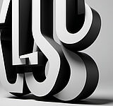 Schwarz-weiss Bild mit typografischen Elementen