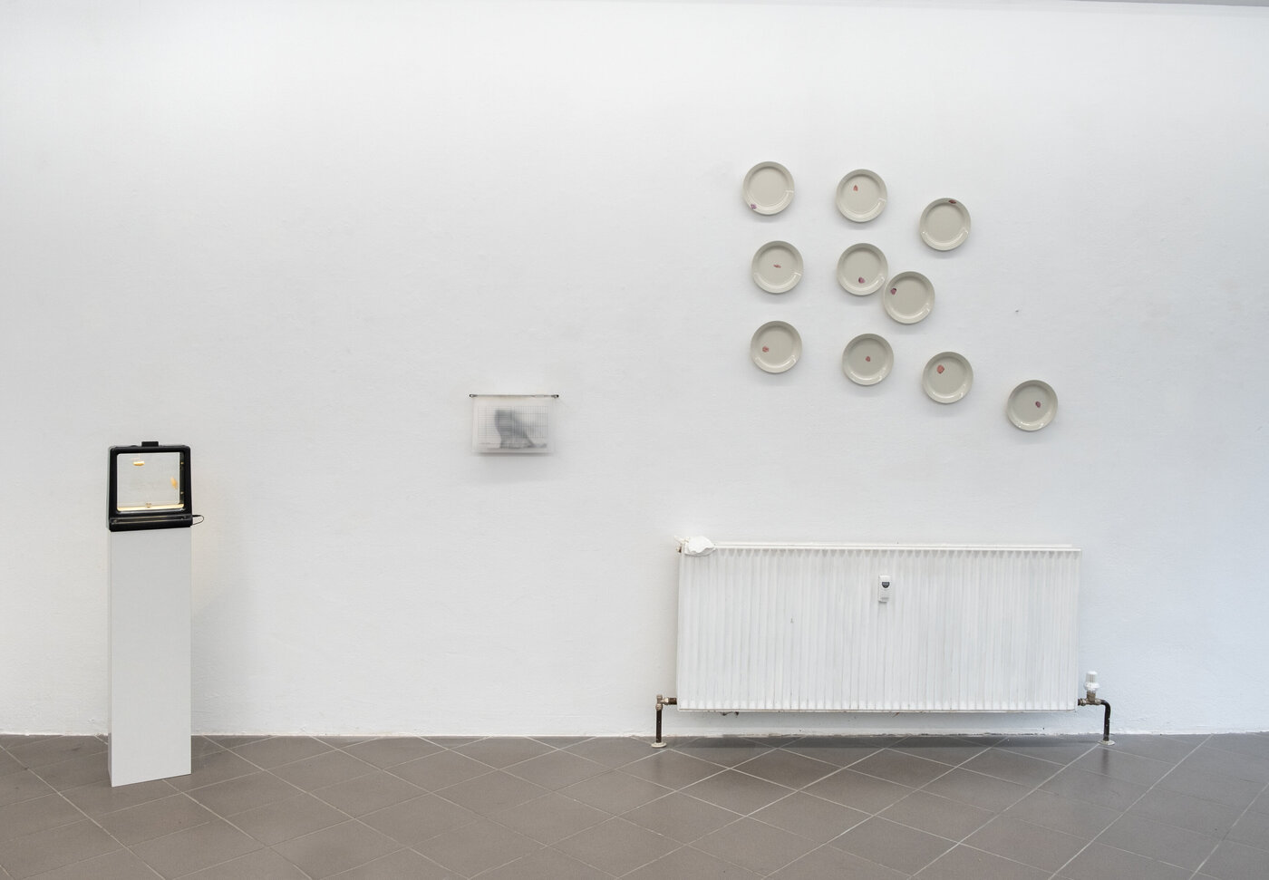 "White Cube" der Galerie mit den künstlerischen Arbeiten